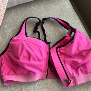VS sports Bra